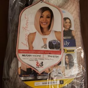 Beautiful Bobbi Boss Wig!